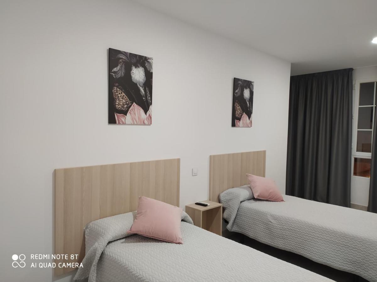 Hostal La Taurina Santa Olalla  Εξωτερικό φωτογραφία